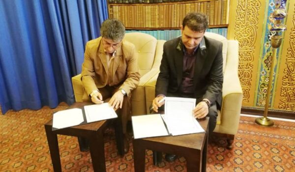 تفاهمنامه میتوان برقراری ارتباط موثر بین انجمن، دانشگاه و مرکز رشد و فناوری